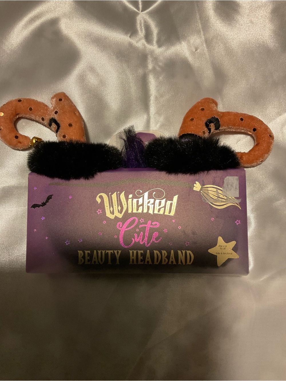 Wicked Cute Beauty Headband with Orange Feet NWT
